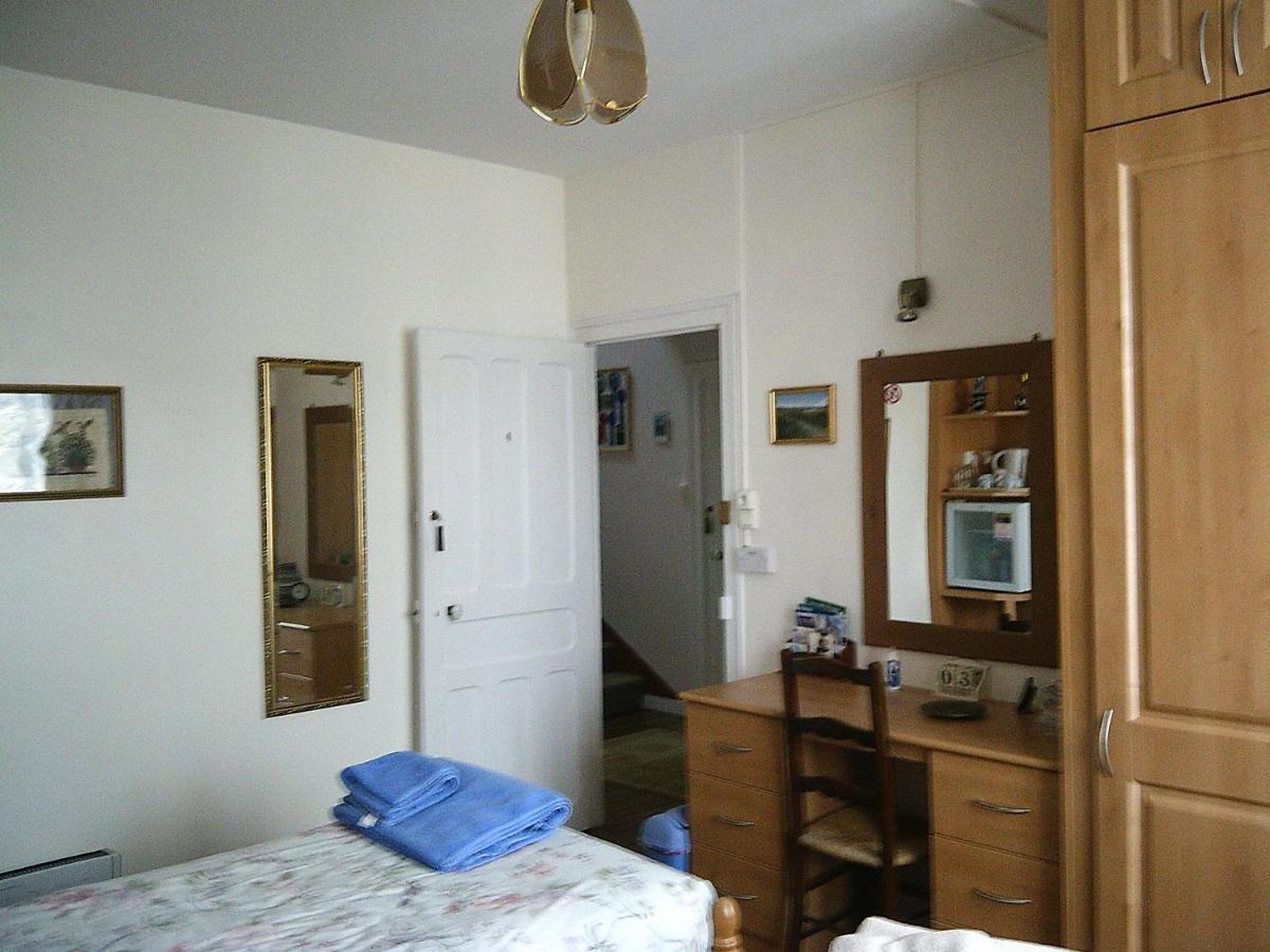 Bed and Breakfast Webb'S Of Glomel Exteriér fotografie