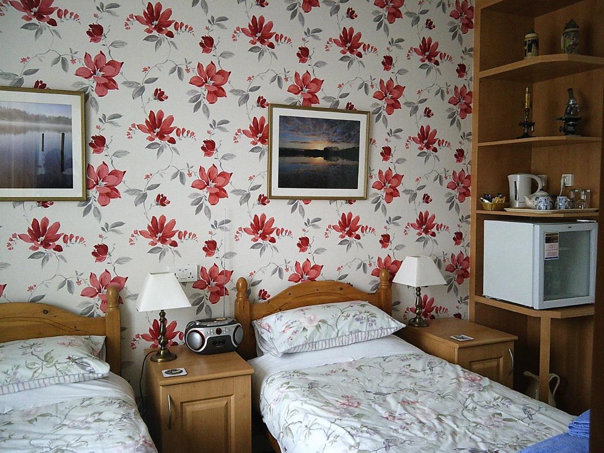 Bed and Breakfast Webb'S Of Glomel Exteriér fotografie